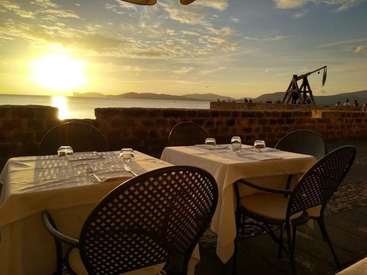 Sole Apartment Алгеро Екстериор снимка