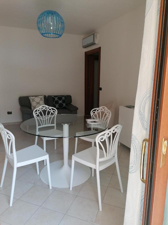 Sole Apartment Алгеро Екстериор снимка